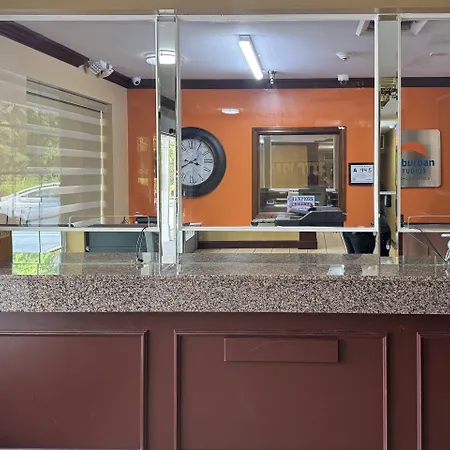 Hotel Suburban Near Of North Carolina-charlotte 4*