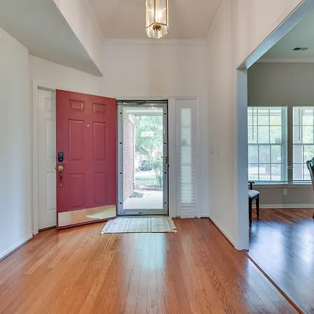Vacation Near Motor Speedway! Holiday home Charlotte