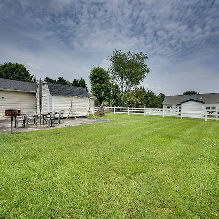 Holiday home Vacation Near Motor Speedway! Charlotte