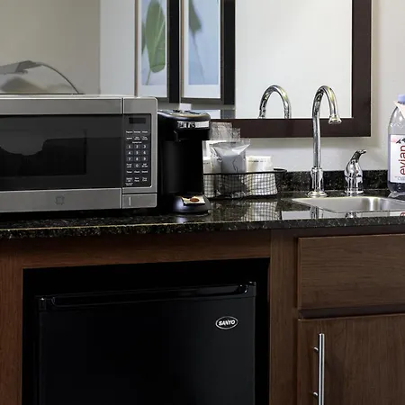 Hyatt Place Airport Billy Graham Parkway 3*