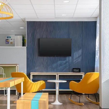 Spark By Hilton Airport North Charlotte