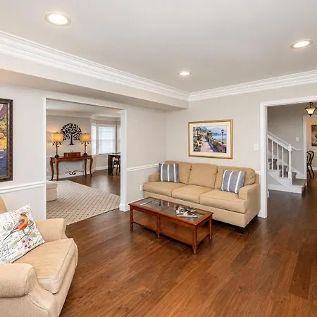 3br Escape: Pool, Hot Tub & Theater