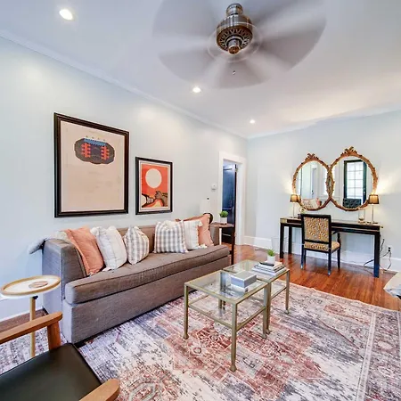 Stylish Myers Park 2 Bedroom With Screened Porch Charlotte