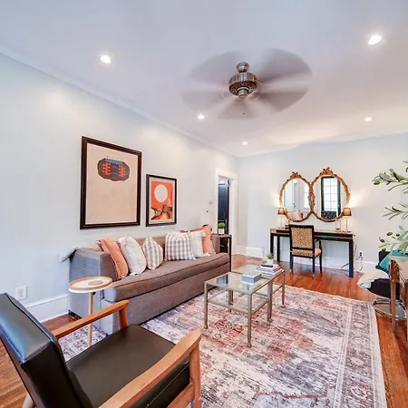 Holiday home Stylish Myers Park 2 Bedroom With Screened Porch