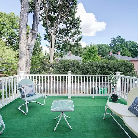 Bright And Restful 2br Near Uptown With Balcony * Charlotte