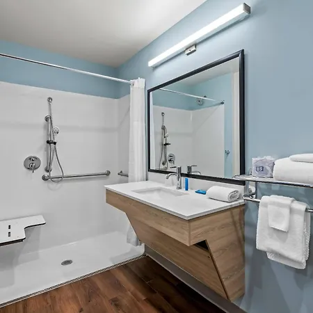 Woodspring Northlake 3* Charlotte