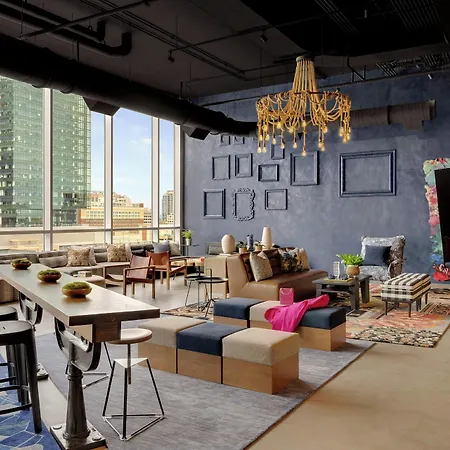 Moxy Downtown Hotel