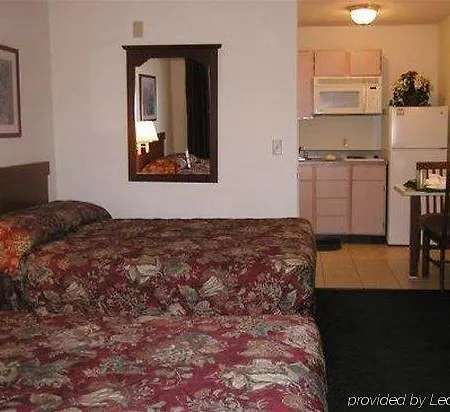 Intown Extended Nc -east Independence Hotel