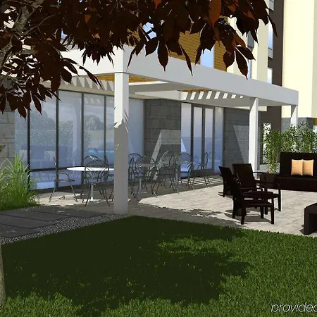 Home2 I-77 South Hotel 3*