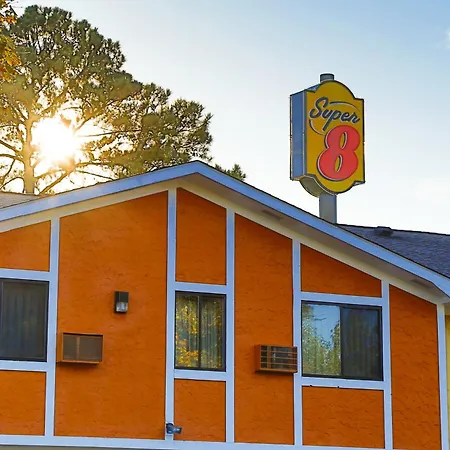 Super 8 By Wyndham Charlotte
