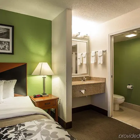 Sleep Northlake 4*