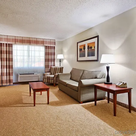 Country & By Radisson, I-85 Airport, Nc 3*