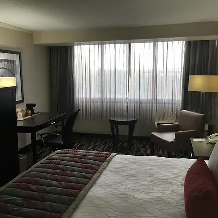 Hotel Ramada Plaza By Wyndham South End Airport