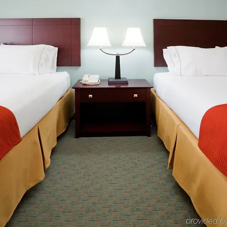 Hotel Express Arrowood By Ihg 2*