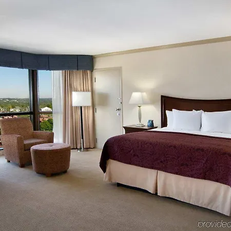 Hotel Hilton Place