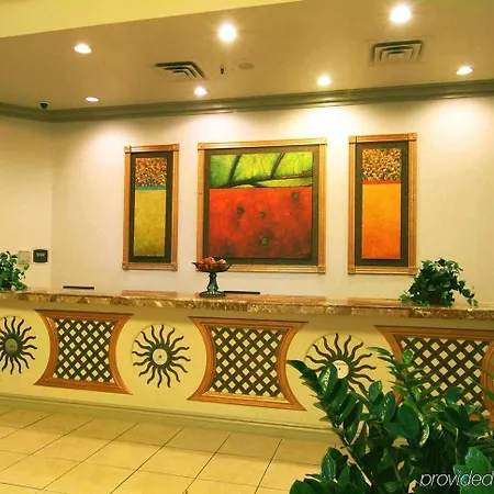 Hotel Embassy