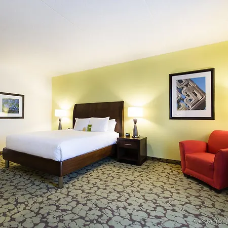 Hotel Hilton Garden Airport