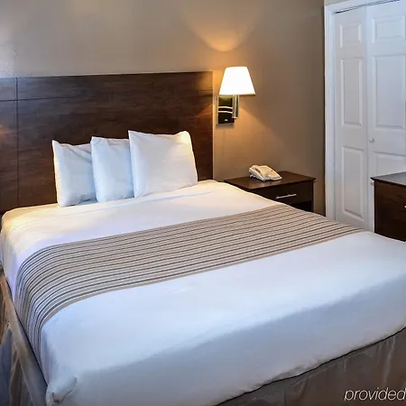 Hotel Suburban Near Of North Carolina-charlotte