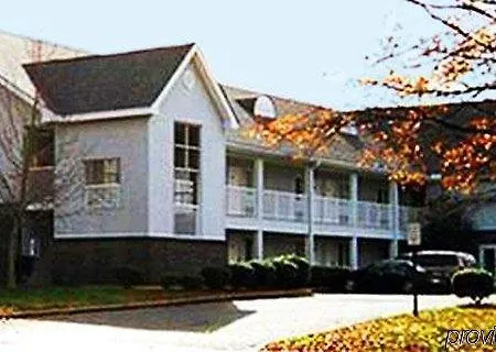 Rodeway Independence Blvd 3*