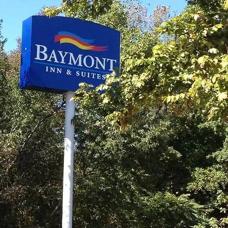Hotel Baymont By Wyndham Charlotte-airport Coliseum 2*