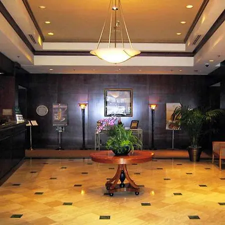 Hotel Doubletree By Hilton Uptown 3*