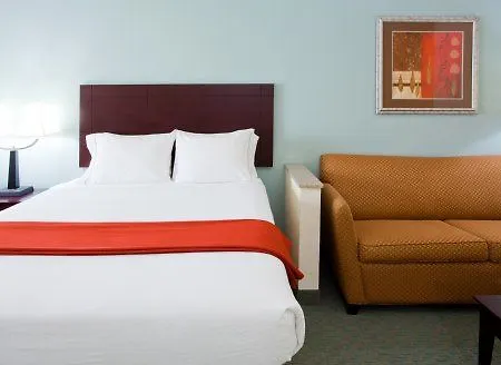 Express Arrowood By Ihg 2* Charlotte