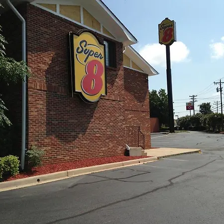 Super 8 By Wyndham Charlotte