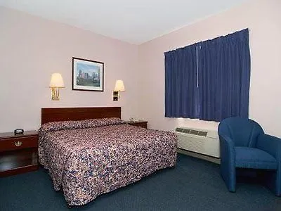 Suburban Near Of North Carolina-charlotte Hotel Charlotte