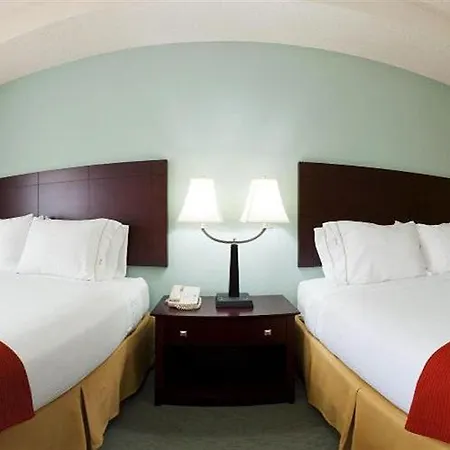 Express Arrowood By Ihg 2* Charlotte
