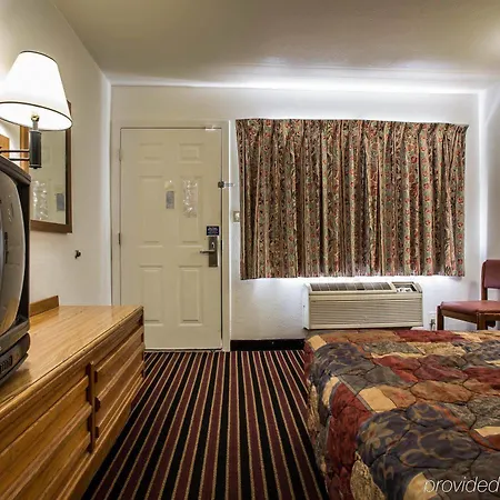 Rodeway Motel Charlotte