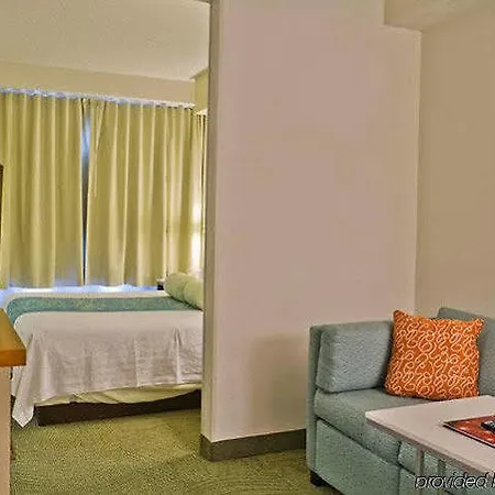 Hotel The Beacon Airport By Ihg
