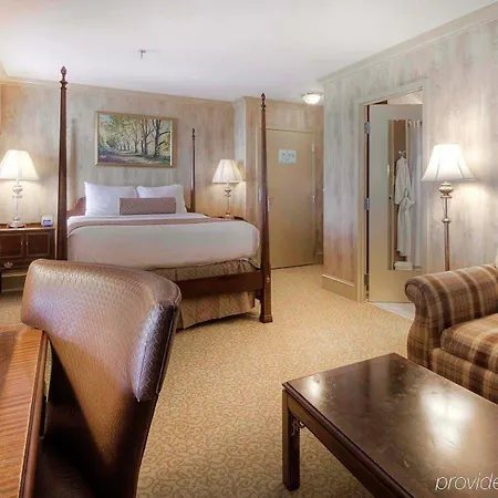 Hotel Dunhill 4*