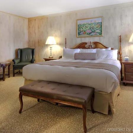 Hotel Dunhill Charlotte