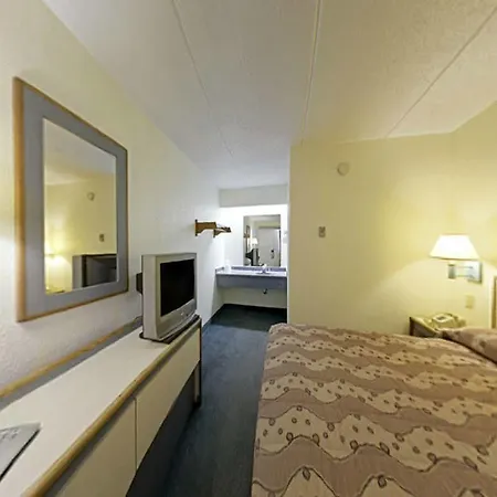 Days By Wyndham Charlotte