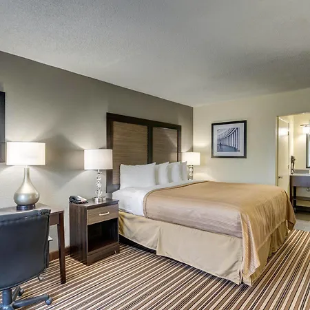 Hotel 6 Charlotte, Nc - Airport South 4*