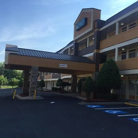6 Charlotte, Nc - Airport South Charlotte