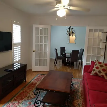 Holiday home University City Guest House