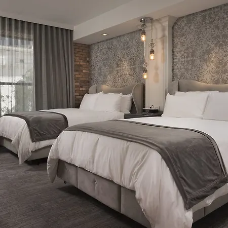 The Ivey's Hotel