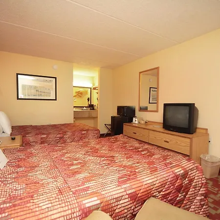 Rodeway North End Inn