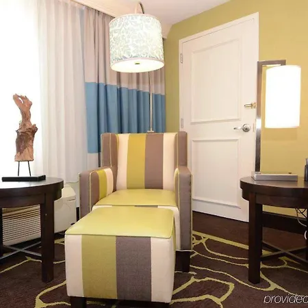 Doubletree By Hilton Uptown Hotel Charlotte