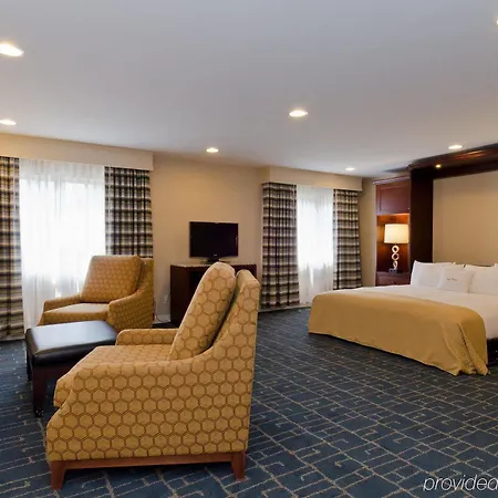 Doubletree By Hilton Charlotte/southpark