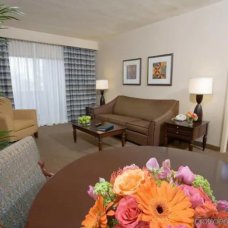 Doubletree By Hilton Charlotte/southpark Hotel Charlotte