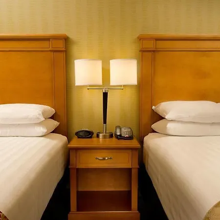 Hotel Drury & Place Charlotte