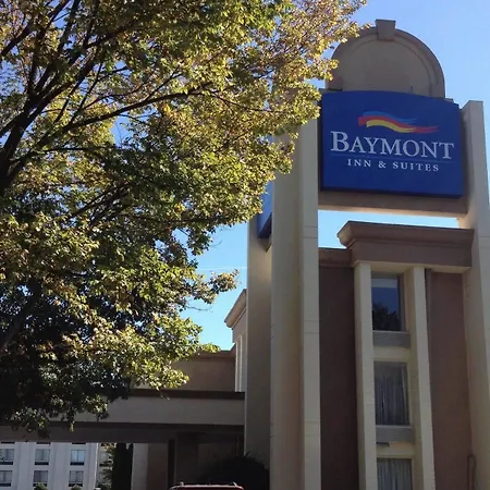 Hotel Baymont By Wyndham Charlotte-airport Coliseum Charlotte