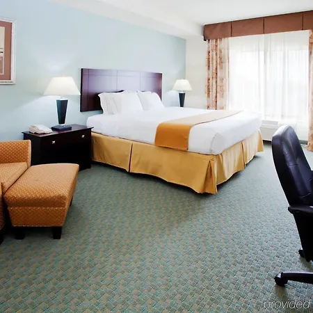 Express Arrowood By Ihg Hotel Charlotte