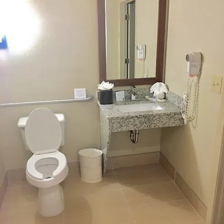 Comfort - Research Park Hotel