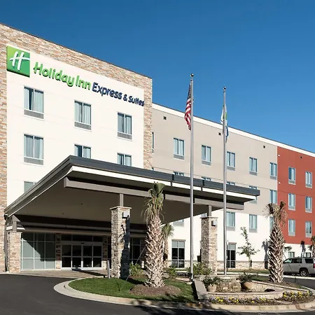Hotel Express & - Airport By Ihg