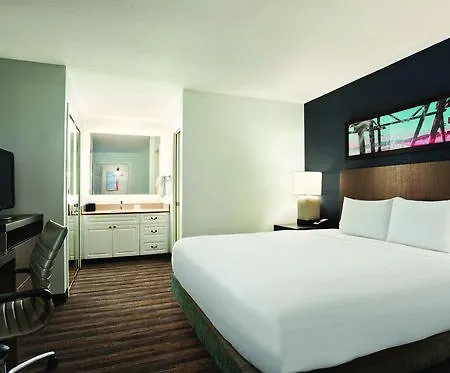 Towneplace By Marriott Loso Airport