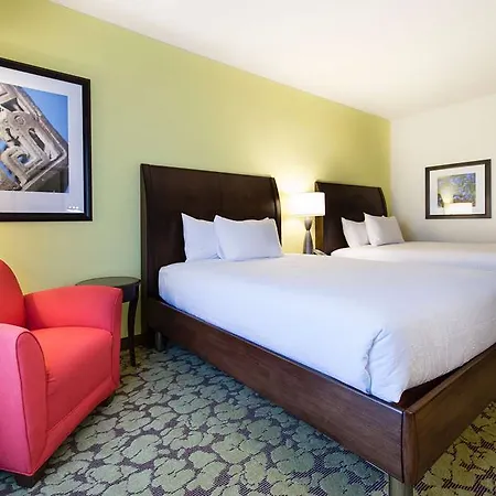 Hotel Hilton Garden Airport