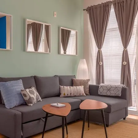 Trifecta 10 Min Walk To 7th St Market Superhost Apartment
